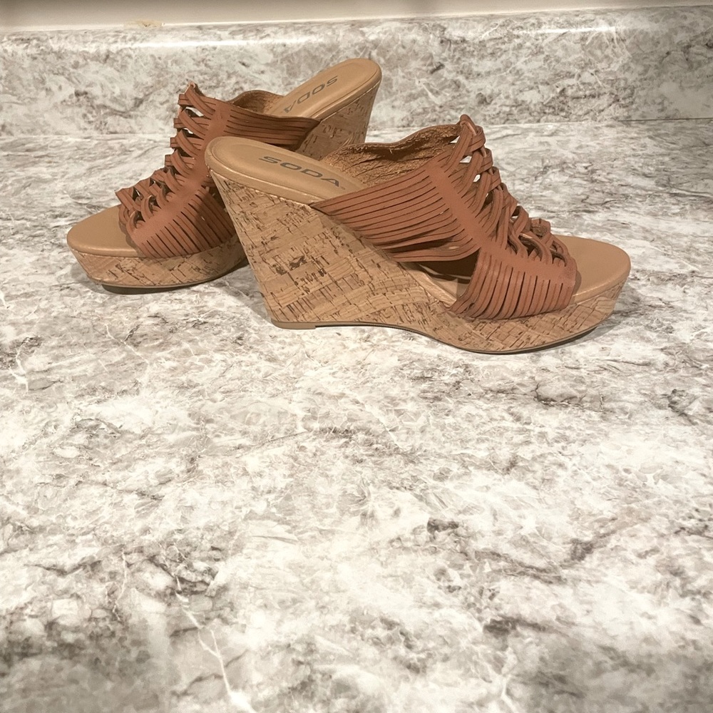 Wedge sandal
